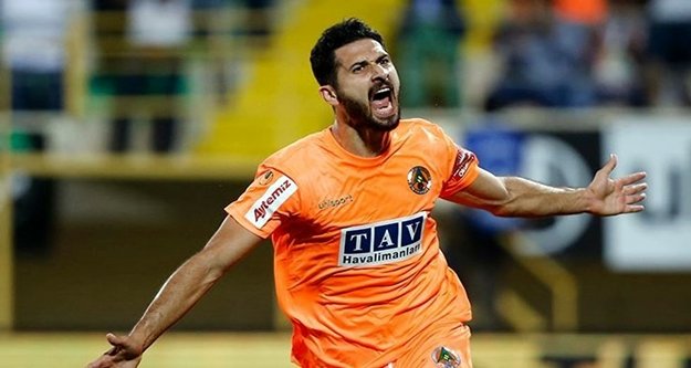 Emre Akbaba'da son dakika transfer gelişmesi