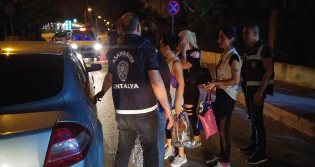 Güzellik merkezine fuhuş baskını