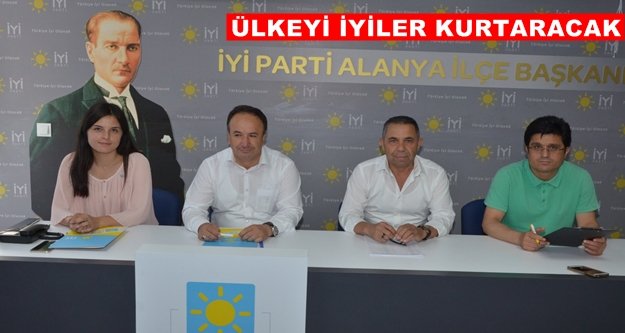 İYİ Parti seçim öncesi bir araya geldi