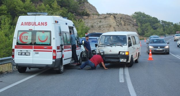 Manavgat-Akseki yolunda zincirleme kaza