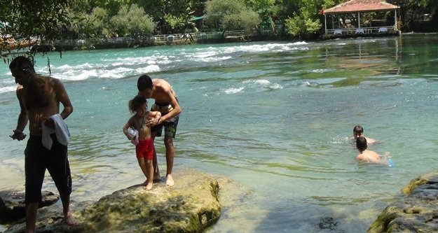 Manavgat Irmağında ölümler ders olmuyor