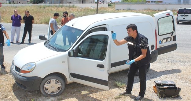 Oto hırsızı yakaladı