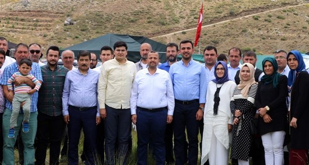 Ak Parti tam kadro Gökbel'de