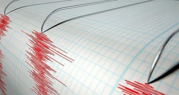 Akdeniz'de korkutan deprem: 4.6