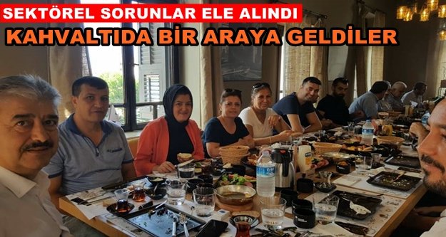 Alanyalı matbaacılar bir araya geldiler