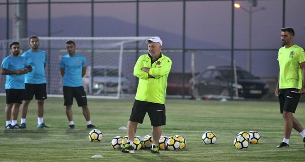 Aytemiz Alanyaspor hızlı başladı