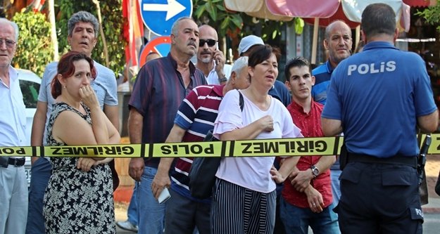 Okey oynamaktan şüpheli çanta bile vazgeçiremedi