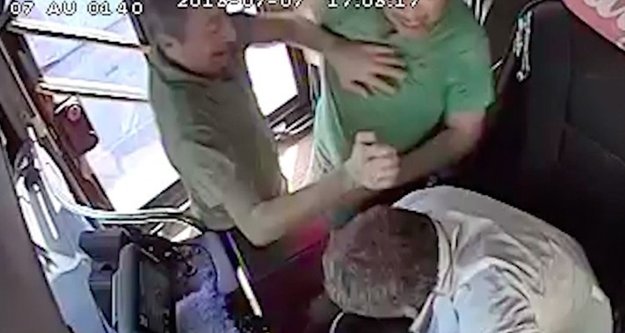 Otobüs şoförüyle kavga eden yolcu gözaltına alındı