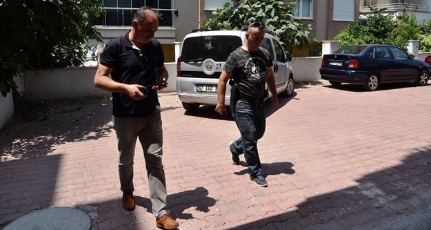 Polisin evinden battaniyeli çelik kasa hırsızlığı