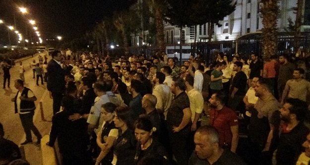 Seçim gecesinde çıkan olaylara 5 tutuklama