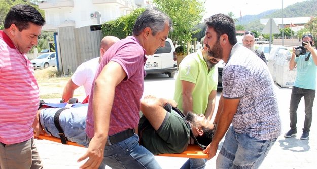 Yük asansörü 5 metreden düştü: 1 yaralı