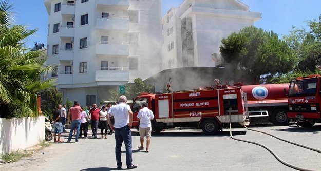5 yıldızlı otelin çöp odasındaki yangın korkuttu