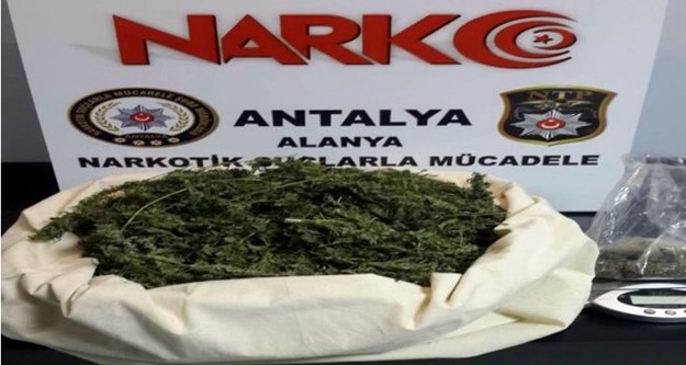 Alanya’da 2 ayrı uyuşturucu operasyonu: 2 gözaltı