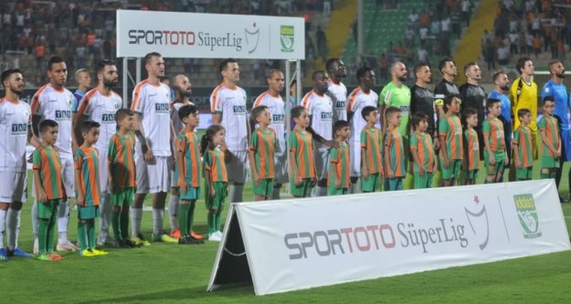 Alanyaspor evinde yenildi