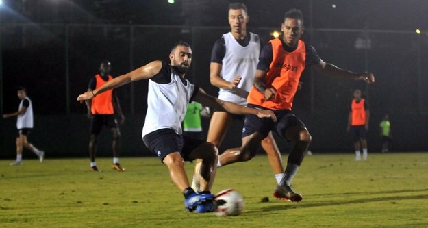 Alanyaspor Sivas'a hazırlanıyor