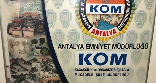 Antalya’da FETÖ operasyonu: 6 gözaltı