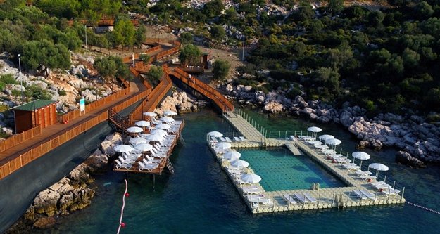 Binlerce kadını ağırlayan plaj rekor kırıyor