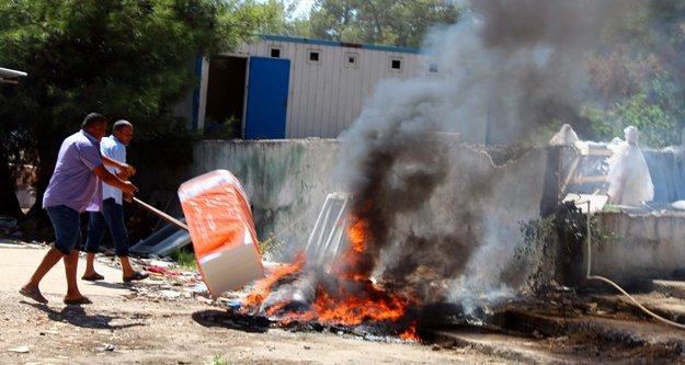 İşçilerin bayram öncesi maaş eylemi