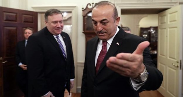 Singapur'da Çavuşoğlu - Pompeo görüşmesi