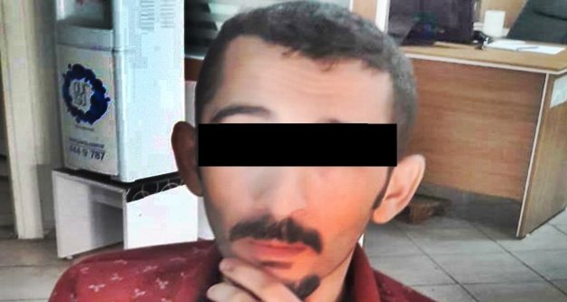 Sokakta yatan şahsın üzerinden silah çıktı