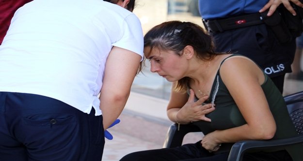 Takla attığı aracının hurdaya döndüğünü gören sürücü gözyaşlarına boğuldu