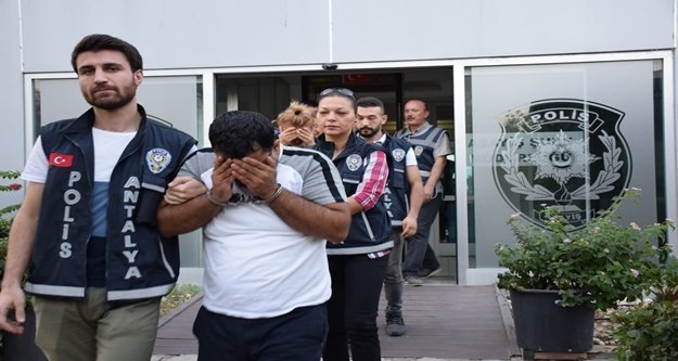 10 kadın fuhuştan kurtarıldı