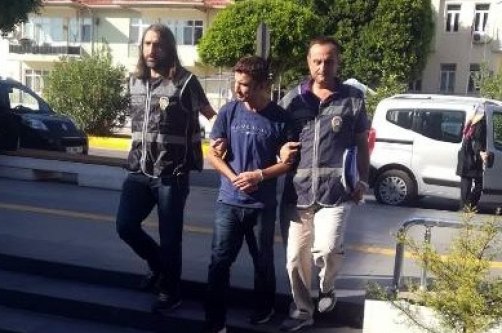 4 iş yerinden yaptı yakalandı