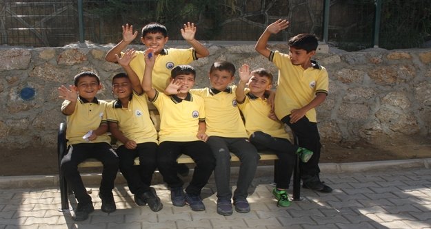 Alanya’da okullara bank desteği