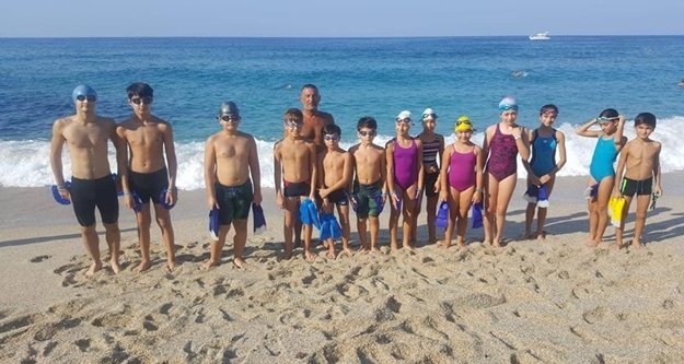 ASAT'tan yüzme dersleri