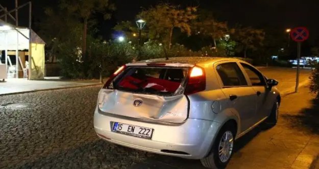 Fayton otomobile çarptı:.1 yaralı var