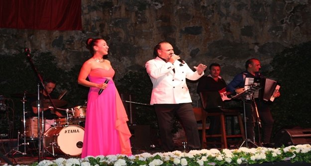 Hakan Aysev Alanya’yı salladı