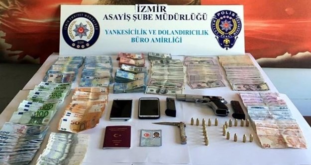İşte yakalanan banka müdürünün üzerinden çıkanlar