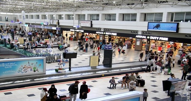 Kente gelen turist sayısı 9,5 milyona dayandı