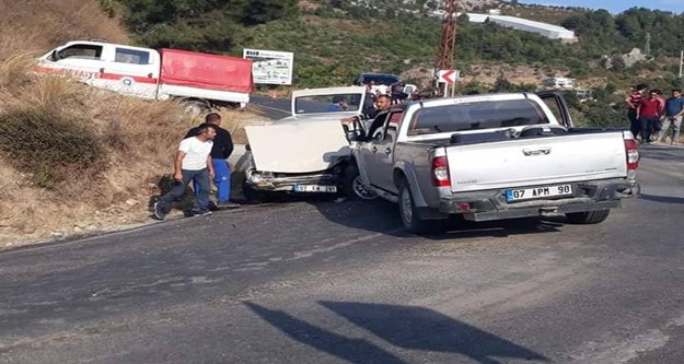 Mahmutlar'da kaza: 4 yaralı