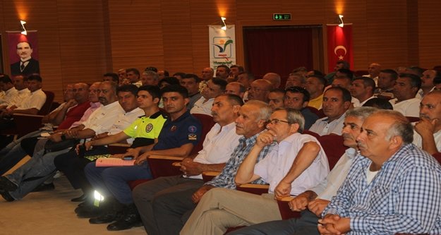 Okul servisi şoförlerine seminer