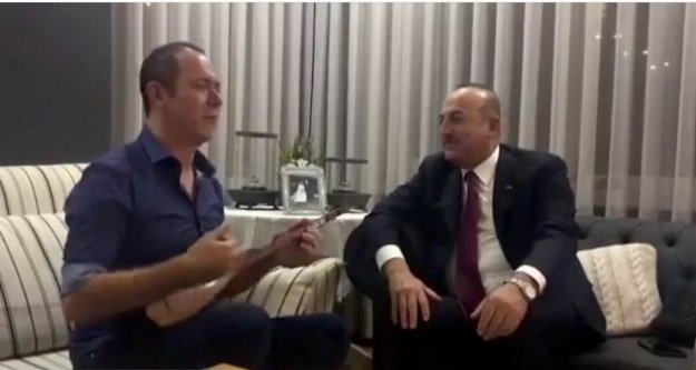 Sümer Ezgü'den Çavuşoğlu'na yörük havası