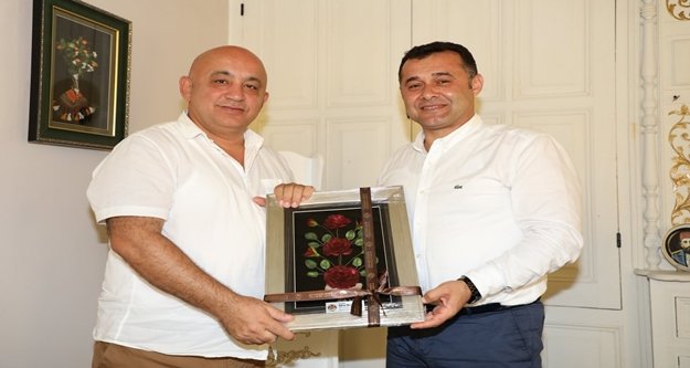 Tapu Müdürü Yücel'e veda etti