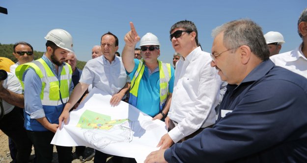 Türel'le Alanya'ya 704 milyonluk yatırım