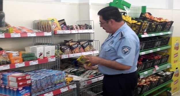 Yücel: "Vatandaşın sağlığıyla oynatmam"