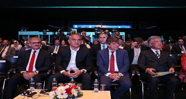 13. İpek Yolu Belediye Başkanları Forumu başladı