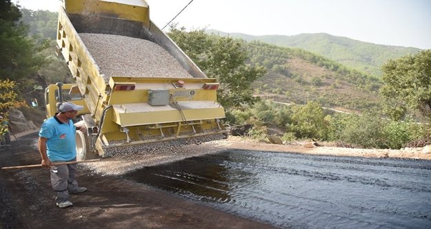 Alanya Belediyesi'nden Çamlıca'ya 7 km asfalt