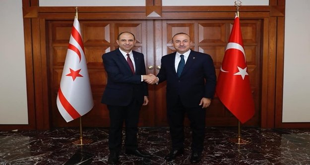 Alanyalı Bakan Kuzey Kıbrıs'ta