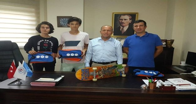 Alanyalı Kaykay sporcuları milli takım kampına çağrıldı