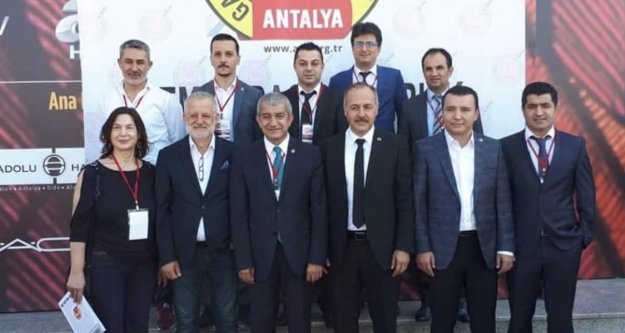 Antalya GC Alanyalı başkanla yola devam dedi