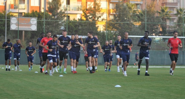 Aytemiz Alanyaspor, Erzurum'a hazırlanıyor