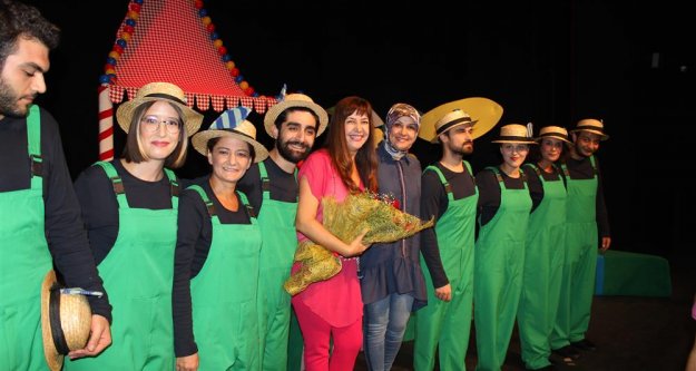 Belediye Tiyatrosu sezona 'merhaba' dedi