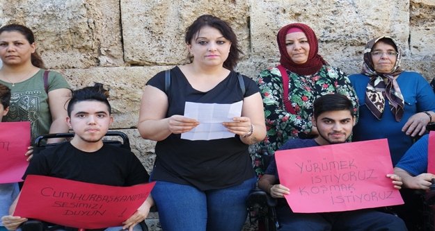 "Tayyip Dede bizi kurtar"