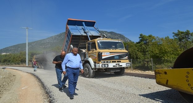 Tilkiler yolu asfalta kavuşuyor