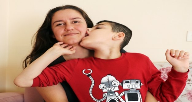 10 yaşındaki epilepsi hastası Eray'ın pil çığlığı