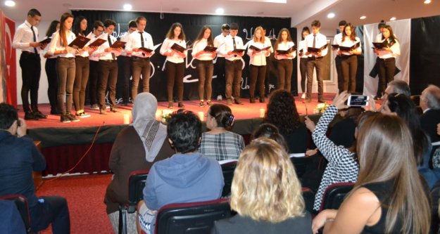 Atatürk'ün sevdiği şarkıları seslendirdiler